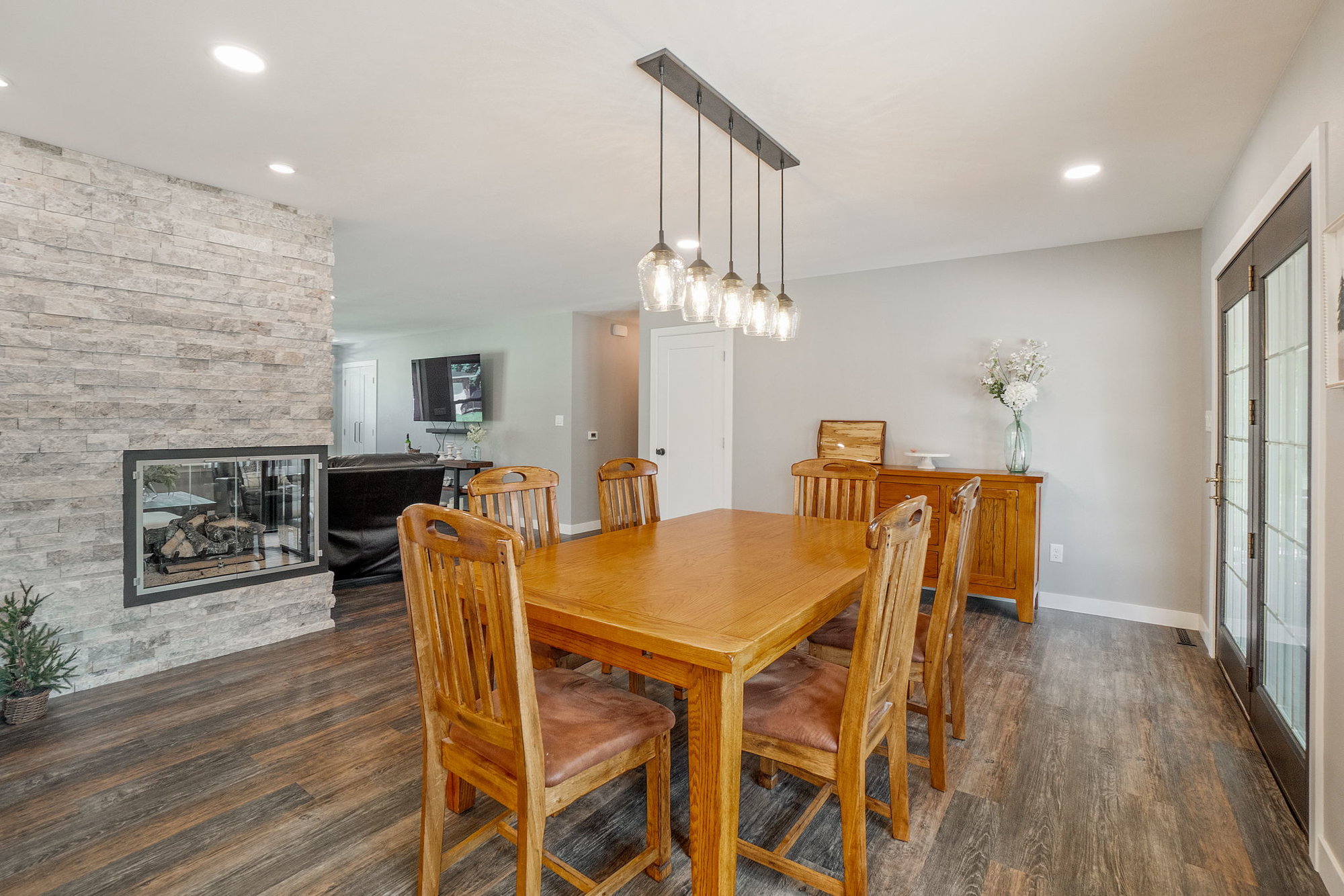 There is Only One Word to Describe this Renovated Ranch in Waterloo, Stellar!